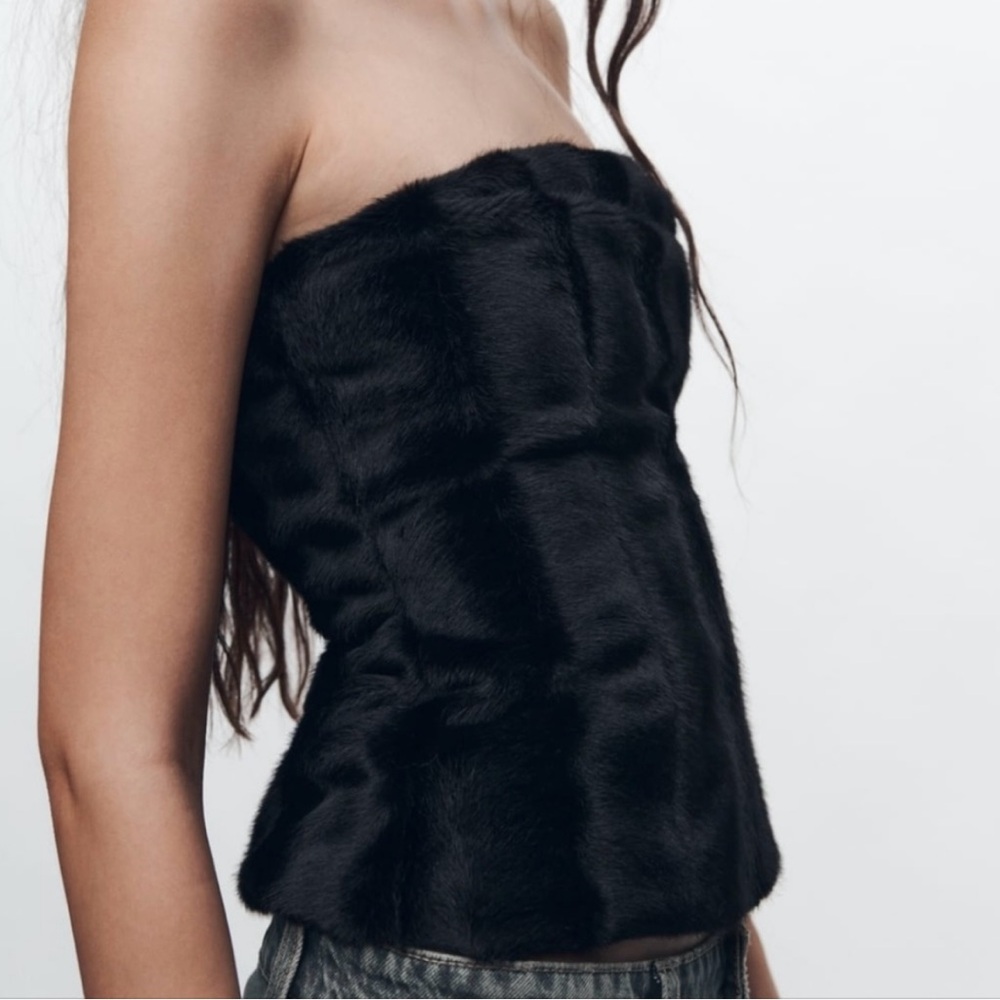 Zara Faux Fur Strapless Top